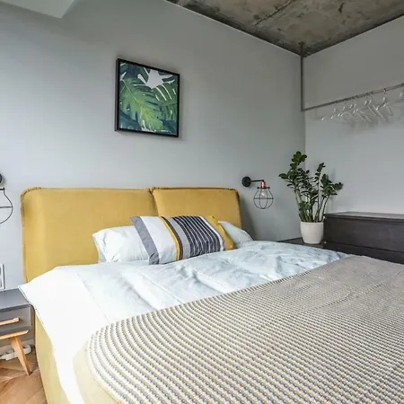 Tartaczna Loft Style In Old Town 아파트